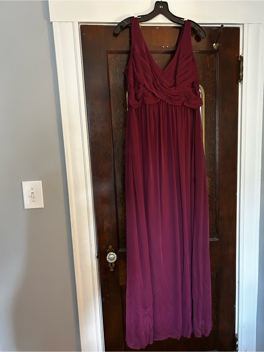 Women's Burgundy Chiffon Long Bridesmaid Dress